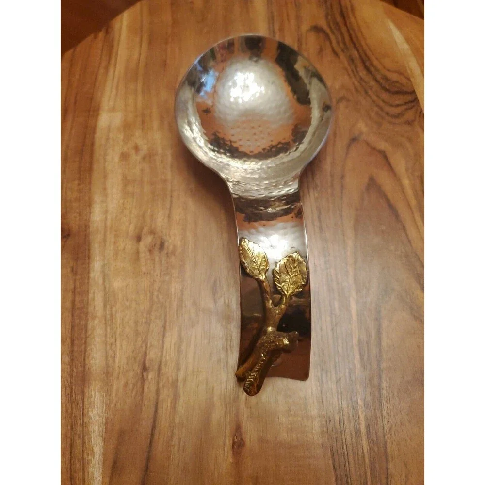 Unbranded silver metal